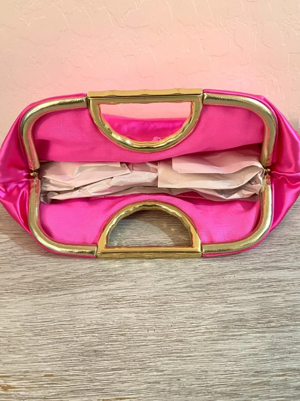 New Lilly Pulitzer Culver Clutch Bag Cerise Pink Satin Gold Metal Bamboo Handle